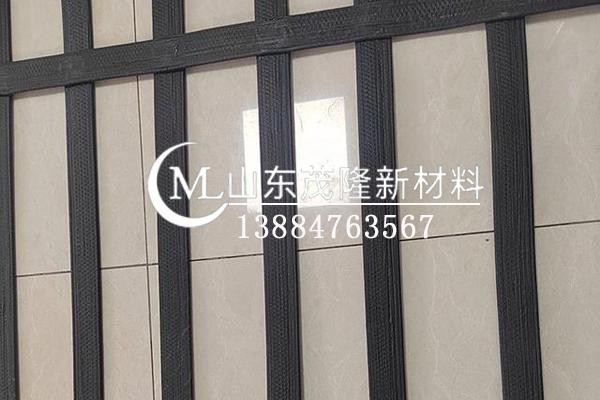 高韧性聚酯纱线集束土工格栅 第3张